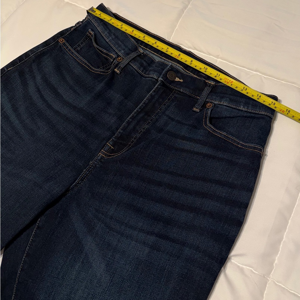 Lucky Brand 410 Athletic Straight Ankle Length Dark Wash Jeans 12/31